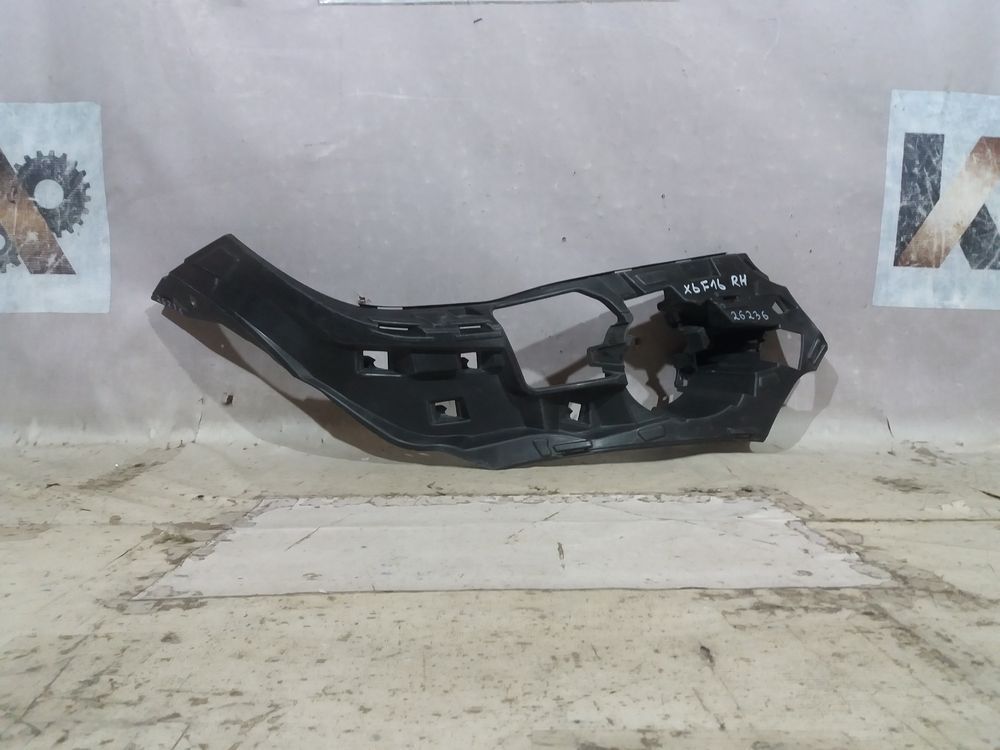 Б/У Кронштейн бампера BMW X6 F16 RH 26236