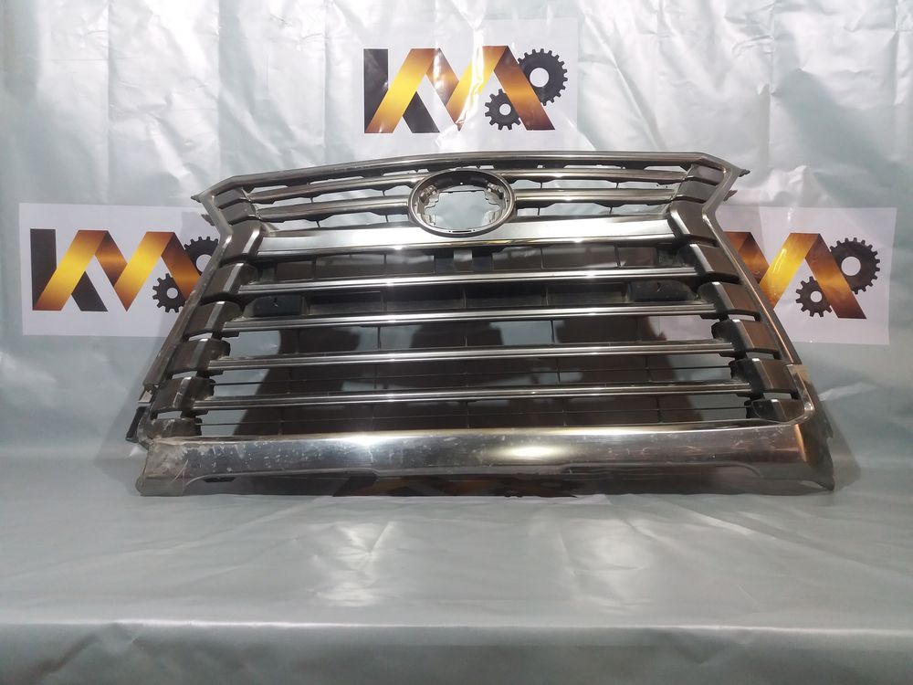 Б/У Решетка Lexus LX570 15- 27421