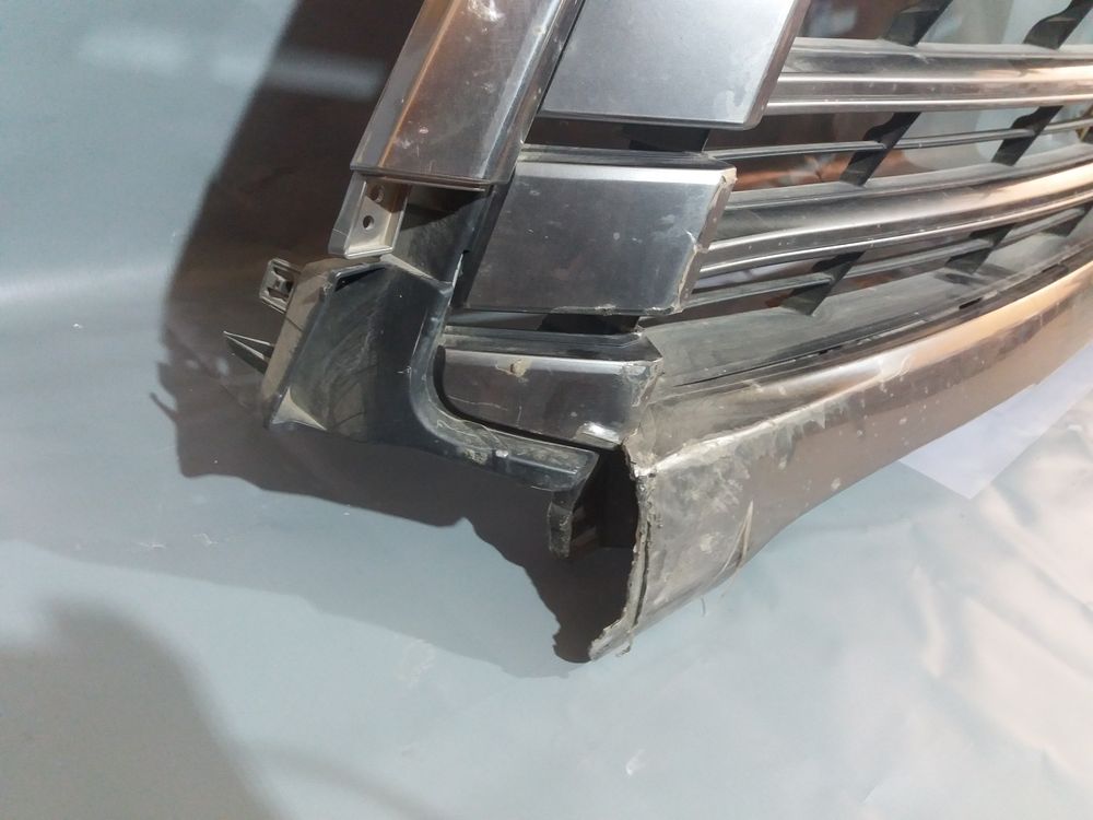 Б/У Решетка Lexus LX570 15- 27421 — изображение 5