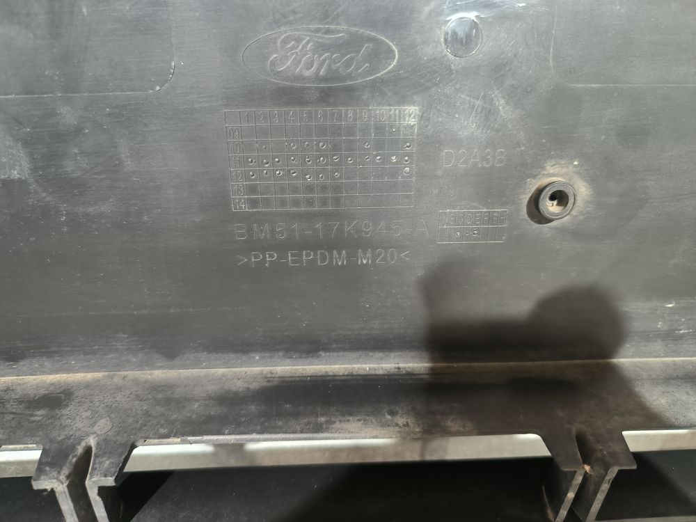 Б/У Решетка в бампер Ford Focus 3 11- 37351 — изображение 6