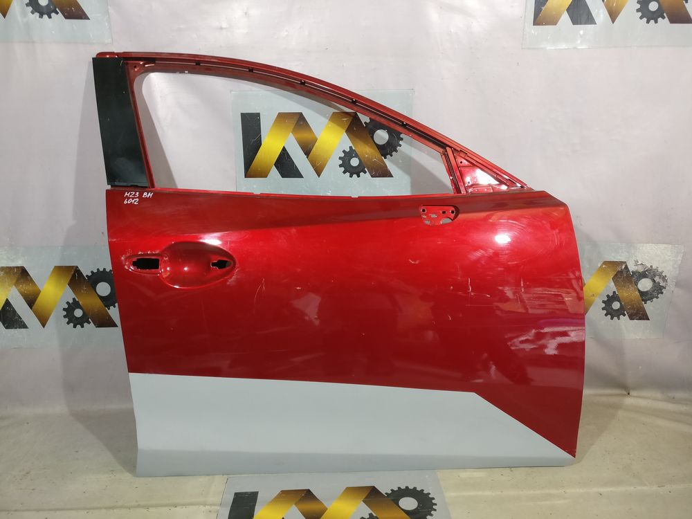 Б/У Дверь Mazda 3 BM RH 6012