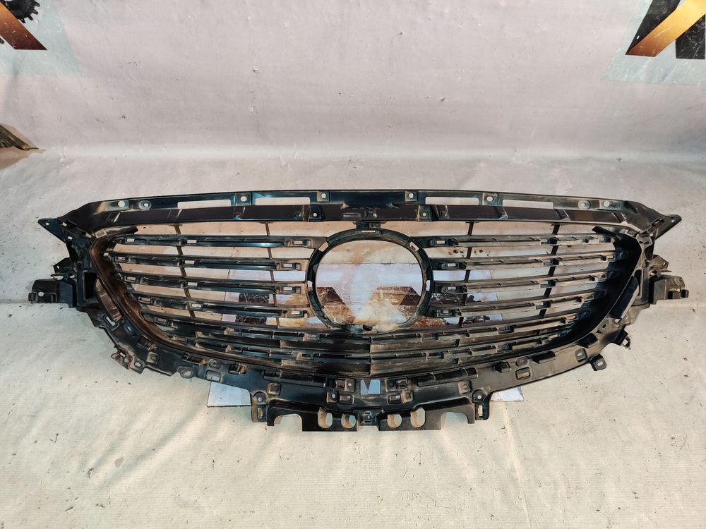 Б/У Решетка радиатора Mazda 6 GJ 15- 9536