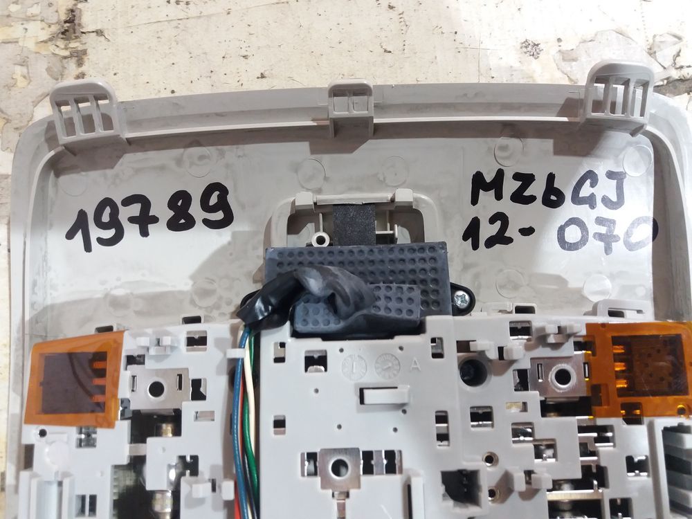 Б/У Плафон передний Mazda 6 GJ 12- 070 19789 — изображение 6