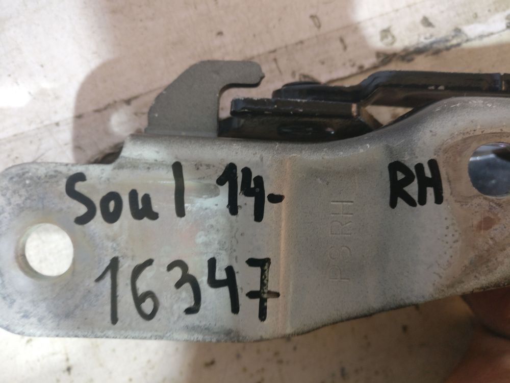 Б/У Петля капота KIA Soul 14- RH 16347 — изображение 4