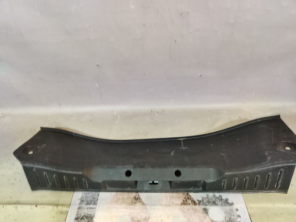 Б/У Накладка задней панели Ford Focus 3 10190 — изображение 3