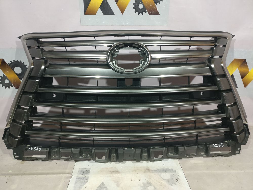 Б/У Решетка Lexus LX 15- 3235 — изображение 2