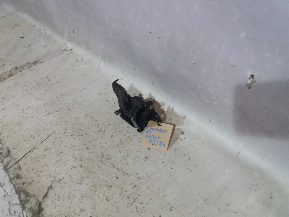 Б/У Замок капота Jeep Cherokee 10- 25584 — изображение 3