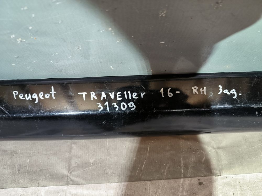 Б/У Молдинг задней двери Peugeot Traveller 16- RH 31309 — изображение 7