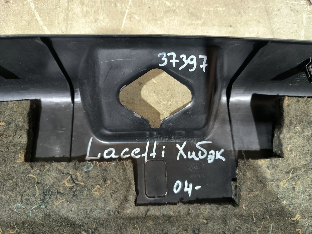 Б/У Накладка задней панели багажника Chevrolet Lacetti 04- 5D 37397 — изображение 7