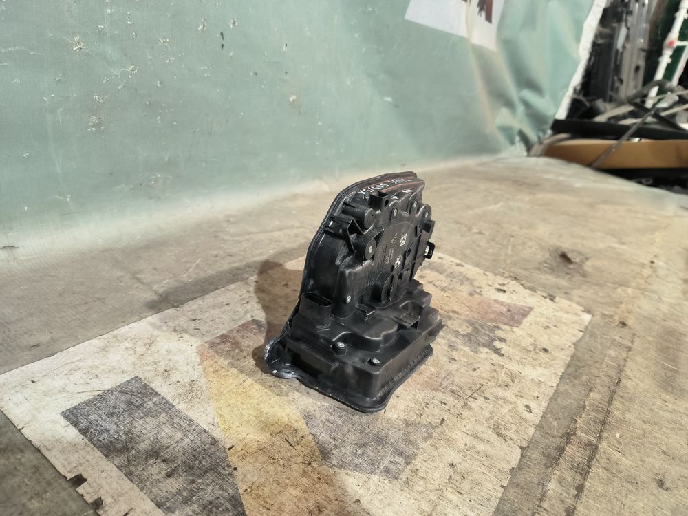 Б/У Замок передней двери BMW X5 G05 18- RH 35132 — изображение 4