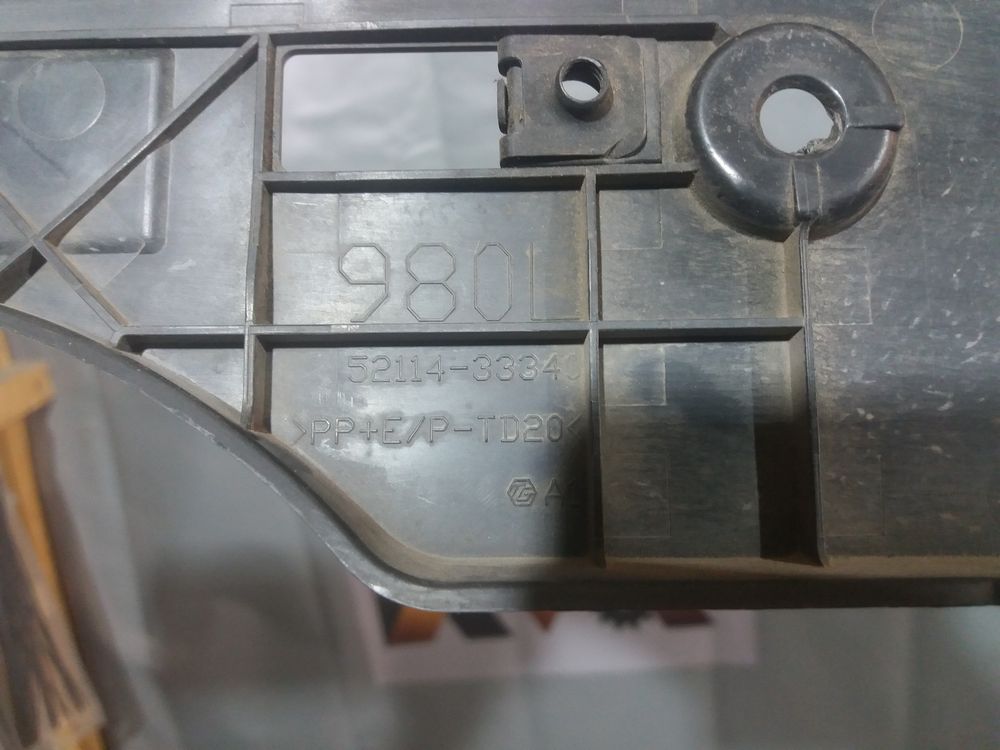 Б/У Подномерник LEXUS ES 12- 28480 — изображение 6