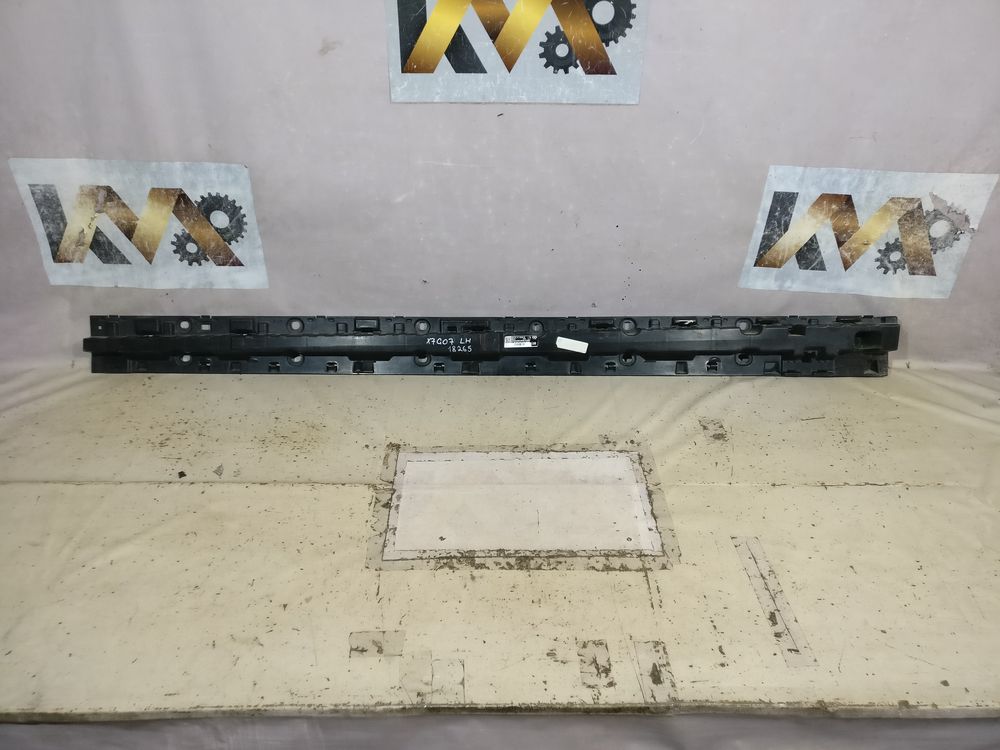 Б/У Крепление порога BMW X7 G07 18- LH 18265 — изображение 2