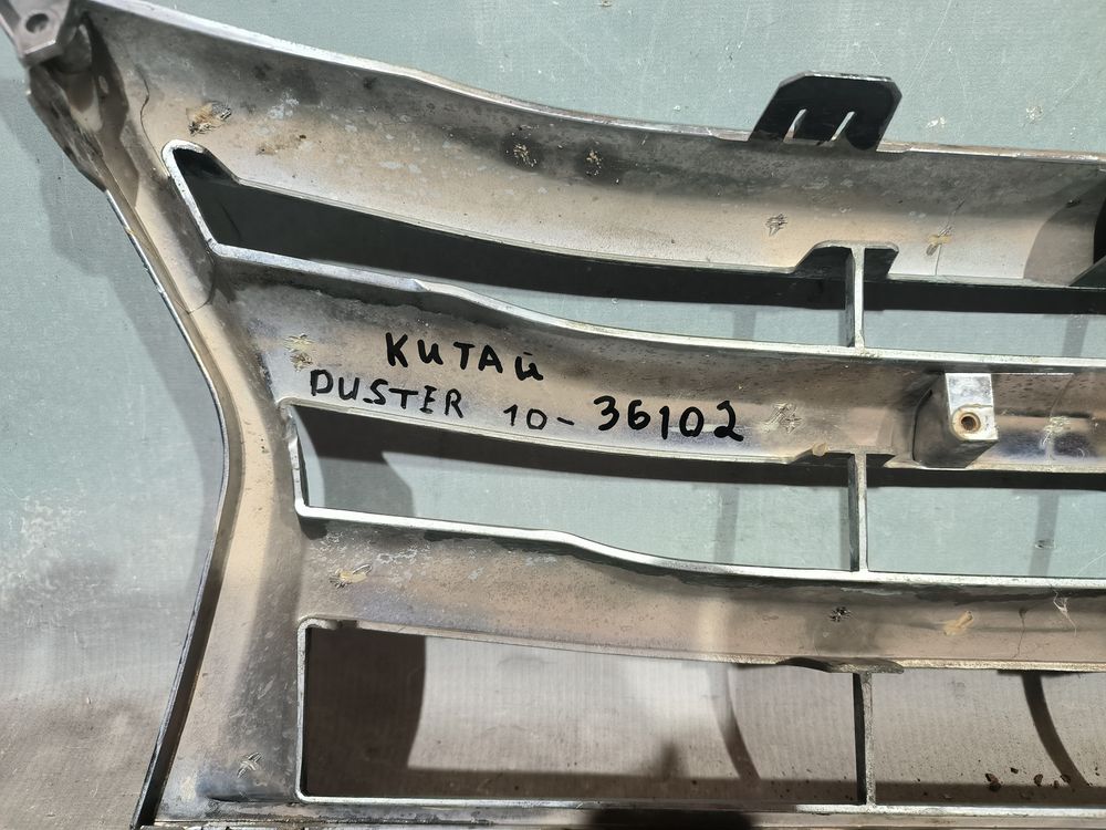 Б/У Решетка радиатора Renault Duster 10- China 36102 — изображение 6