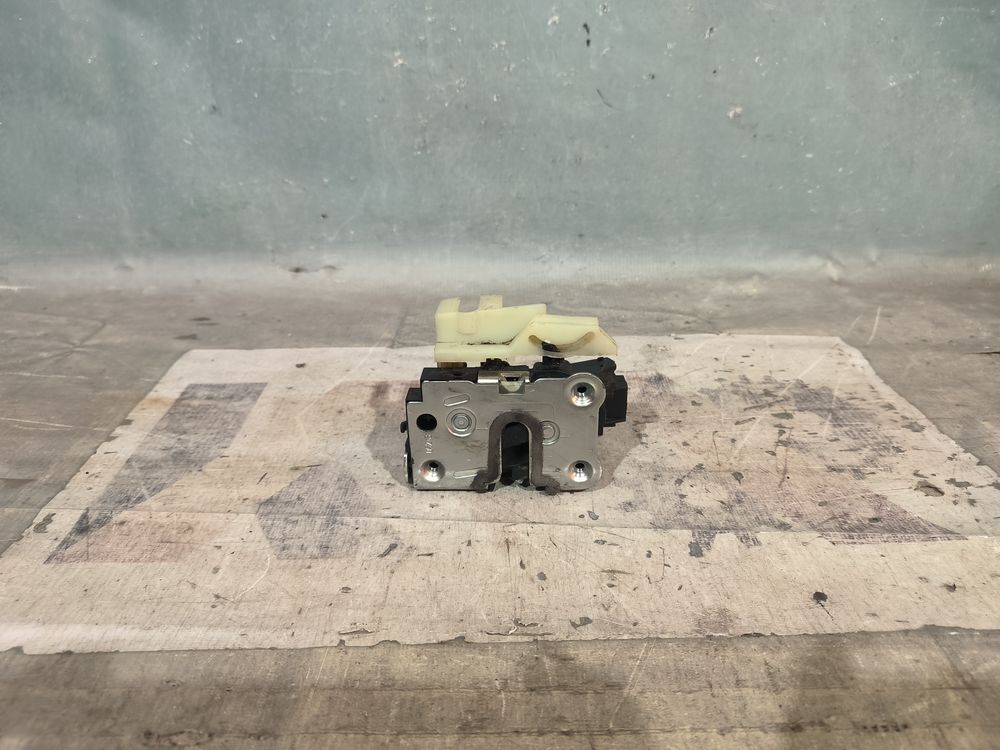 Б/У Замок передней двери Renault Duster 10- RH 36586 — изображение 6
