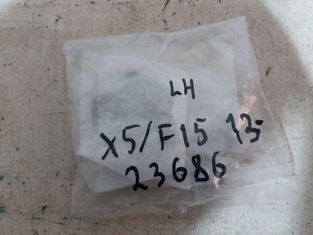 Б/У Накладка динамика BMW X5 F15 LH 23686 — изображение 5