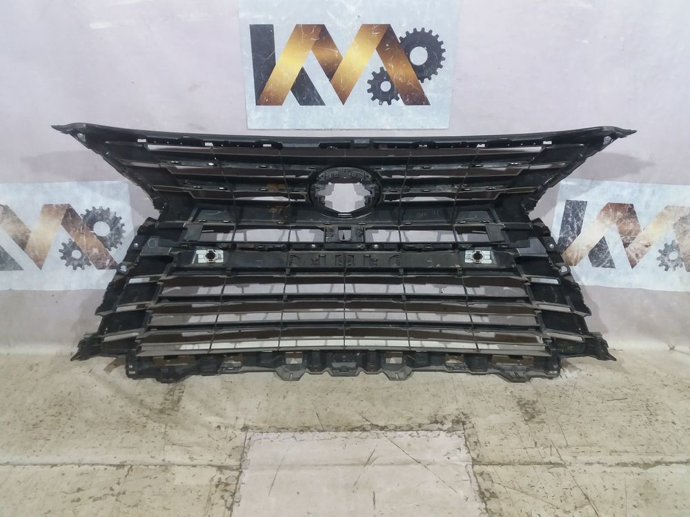 Б/У Решетка Lexus LX570 15- под камеру 26092 — изображение 5