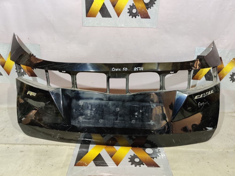 Б/У Накладка на крышку багажника Honda Civic 5D 8574