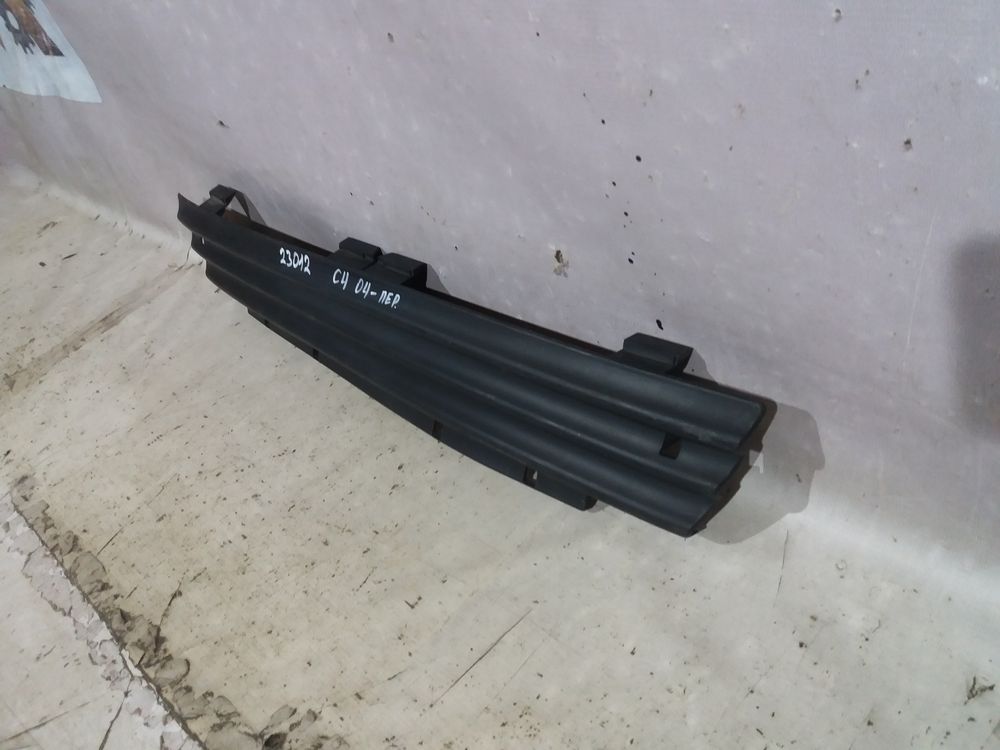 Б/У Решетка в бампер Citroen C4 04- 23012 — изображение 3