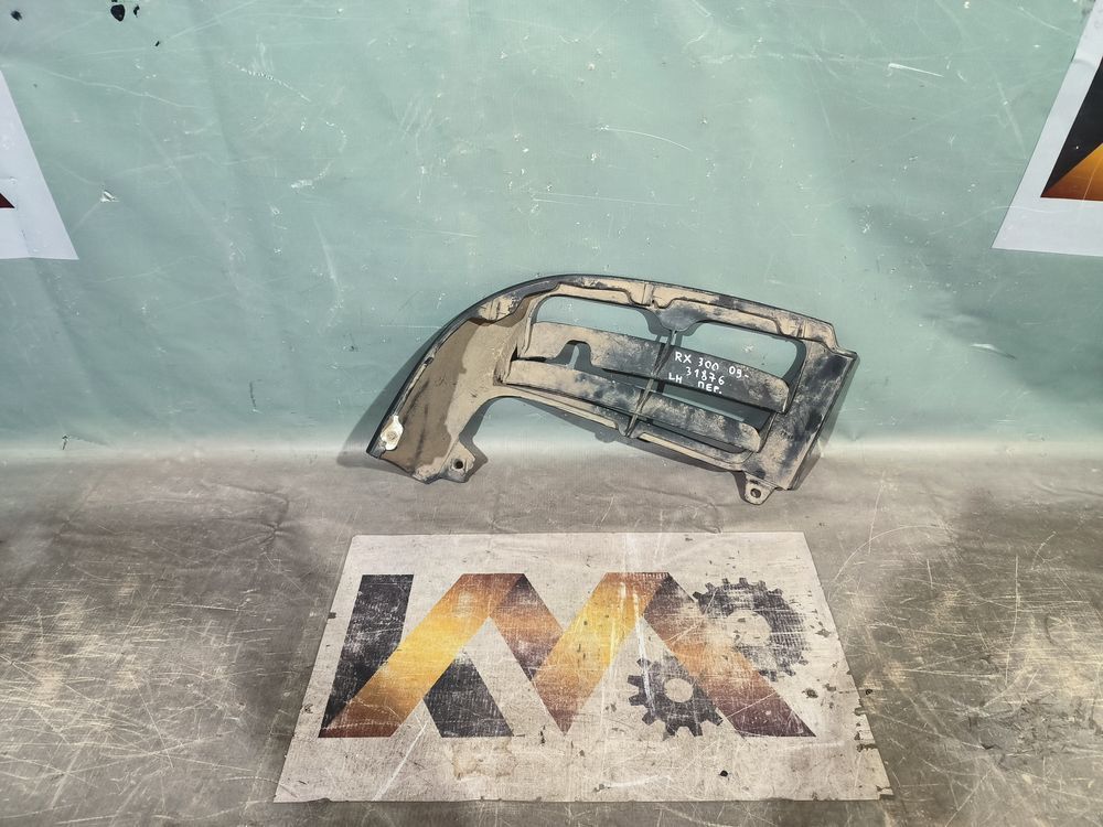 Б/У Решетка в бампер Lexus RX300 09- LH 31876 — изображение 5