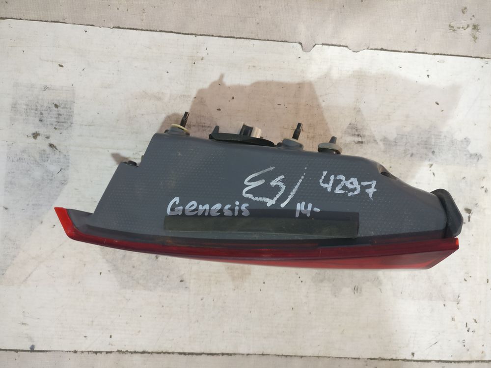 Б/У Фонарь внутренний Hyundai Genesis 14- RH 4297 — изображение 3