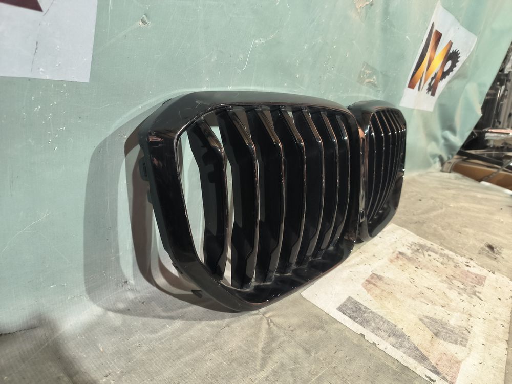Б/У Решётка радиатора BMW X5 G05 18- 35631 — изображение 4