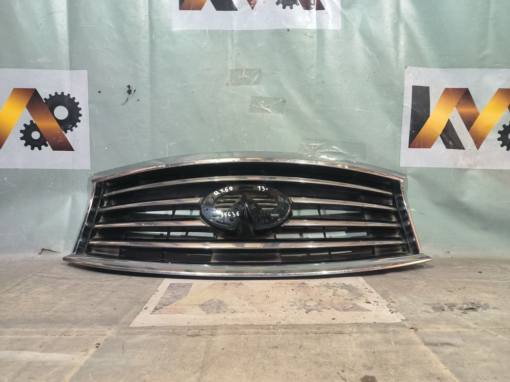 Б/У Решетка радиатора Infinity QX60 13- 35636
