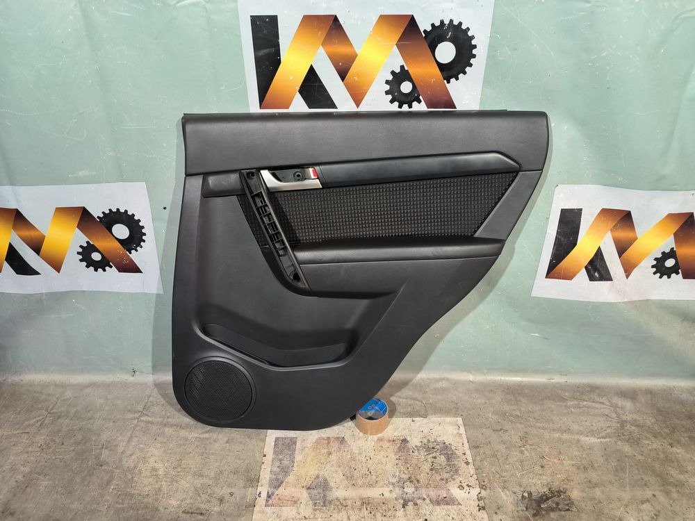 Б/У Обшивка задней двери Chevrolet Captiva 06- RH 35392 — изображение 2