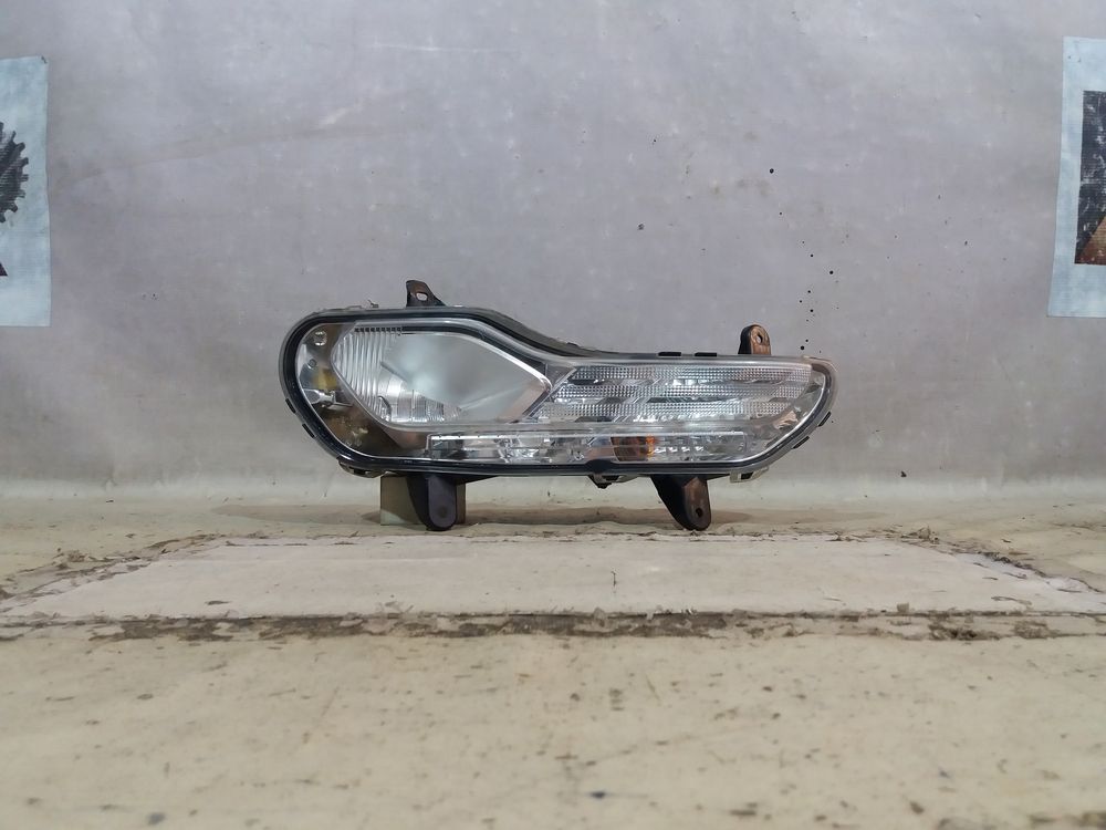 Б/У Туманка Ford KUGA 13- RH 19375