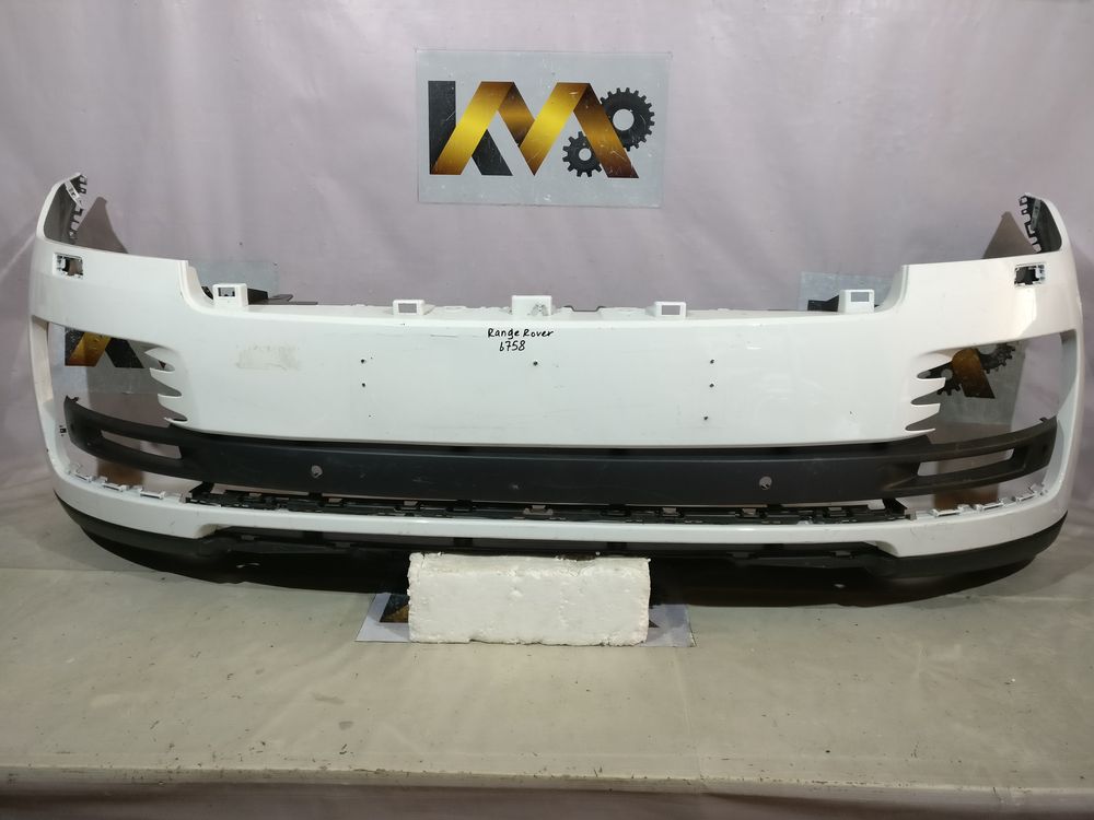 Б/У Бампер Land Rover Range Rover 4 12- 6758