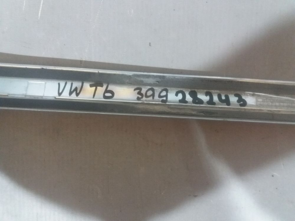 Б/У Молдинг заднего бампера VW T6 28243 — изображение 8