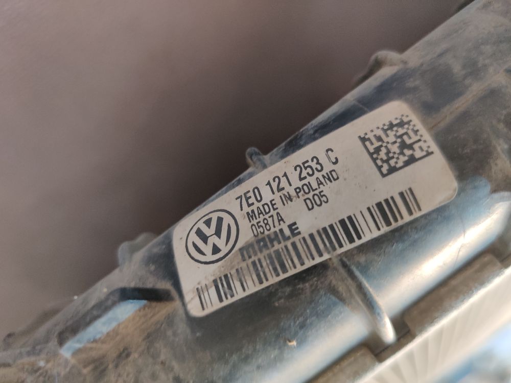 Б/У Радиатор VW T6 10877 — изображение 4