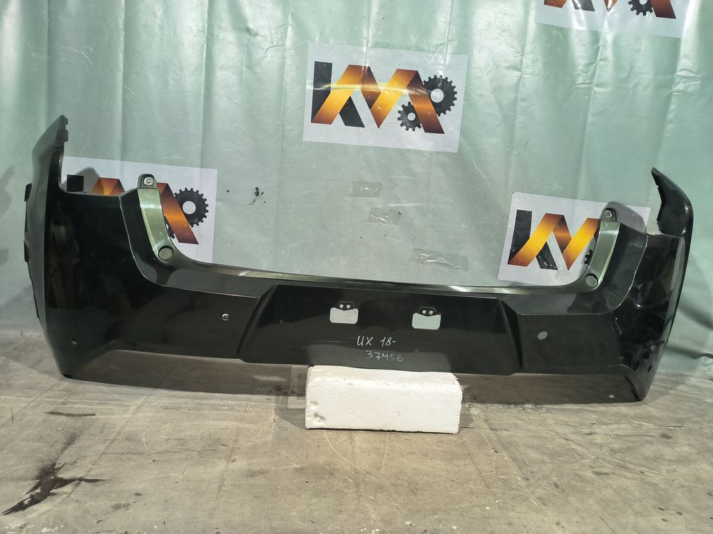 Б/У Бампер задний lexus UX 18- 37456