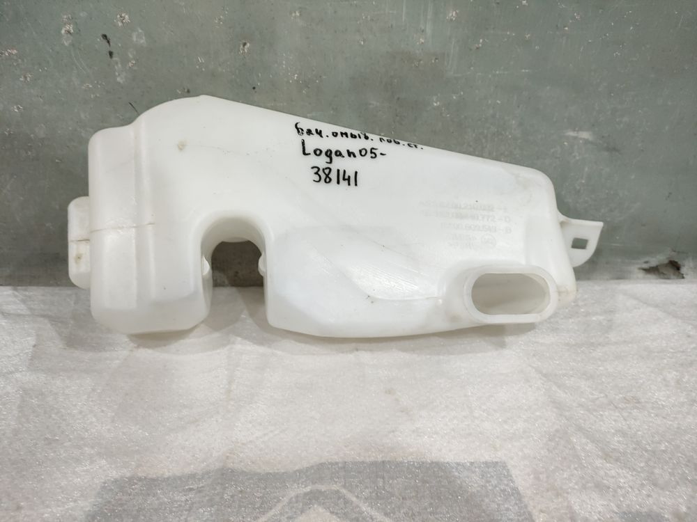 Б/У Бачок омывателя Renault Logan 05- 38141