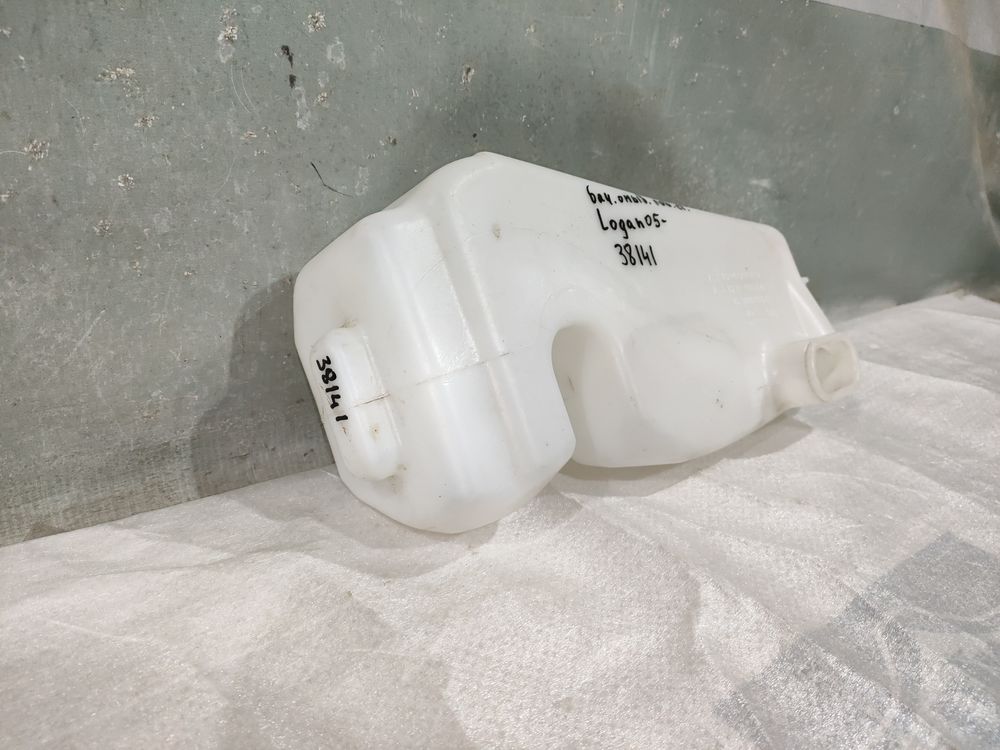 Б/У Бачок омывателя Renault Logan 05- 38141 — изображение 2