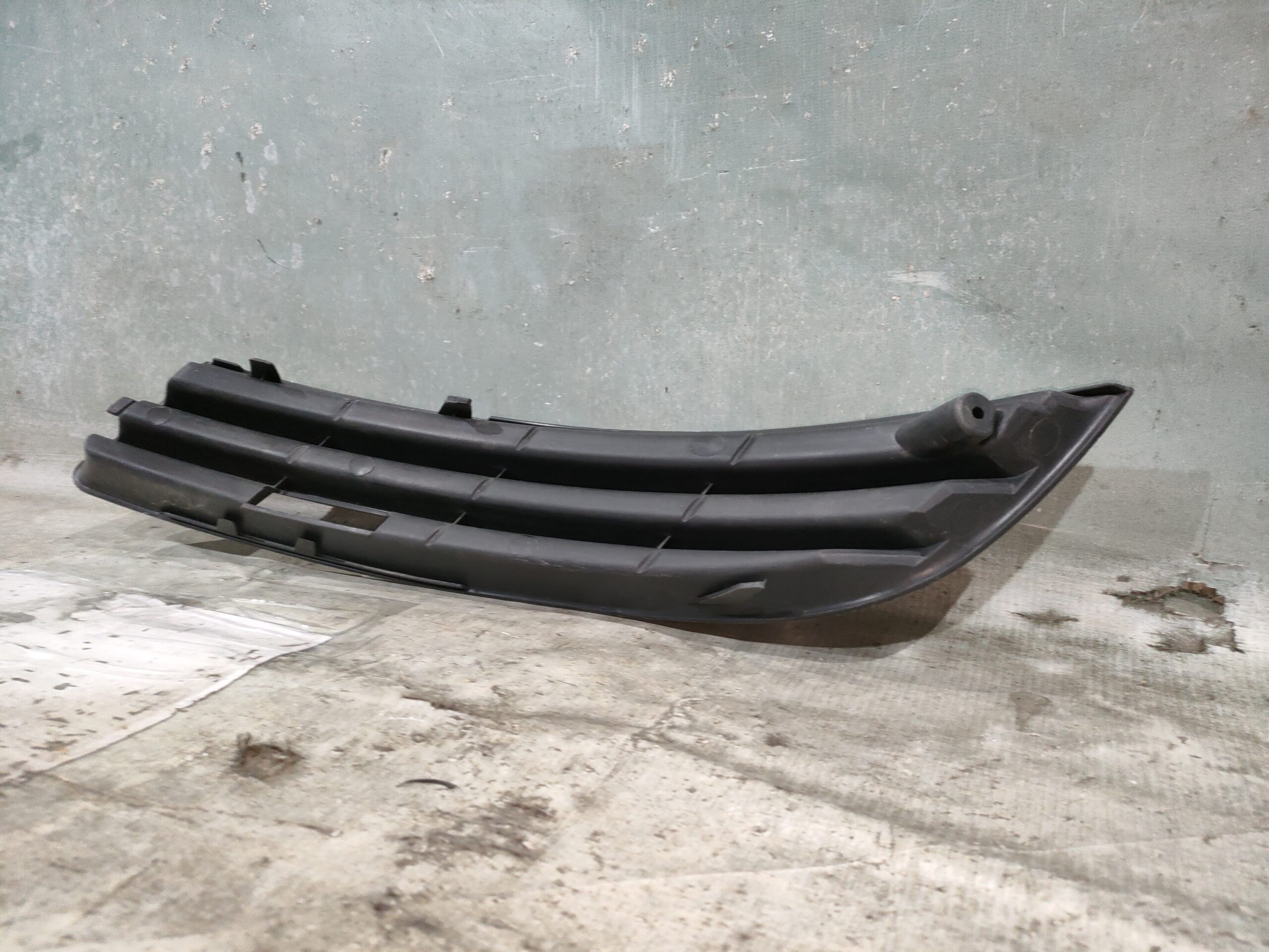 Решетка в бампер VW Passat B6 05- RH НОВАЯ TW 38075 — изображение 6