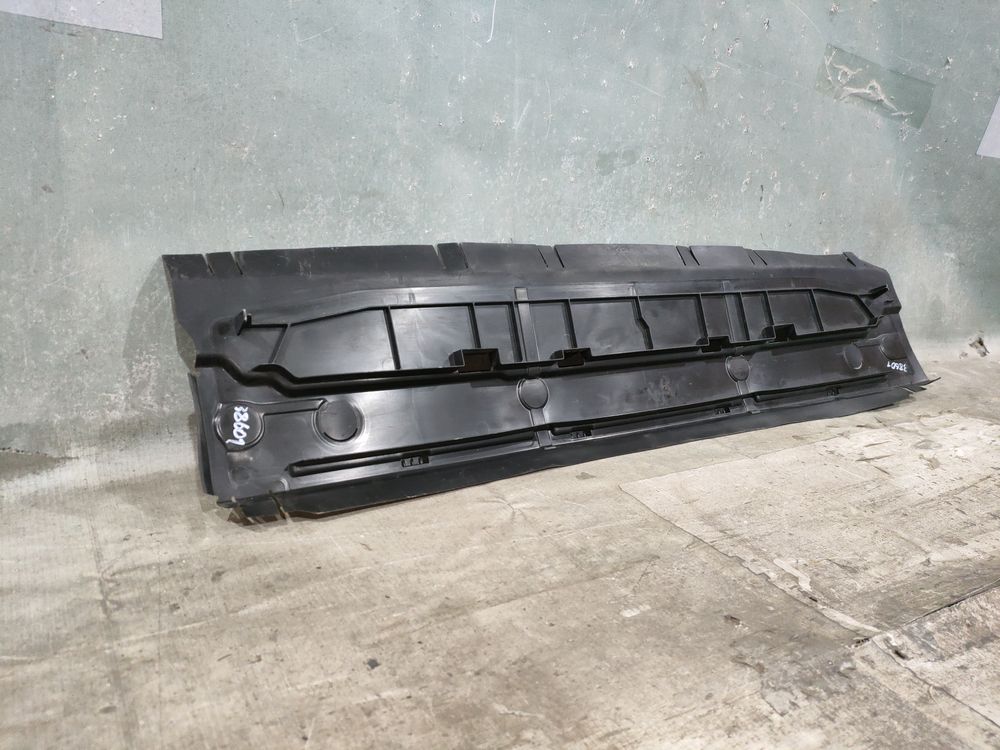 Дефлектор радиатора Volkswagen Touareg 18- НОВЫЙ 38601 — изображение 5