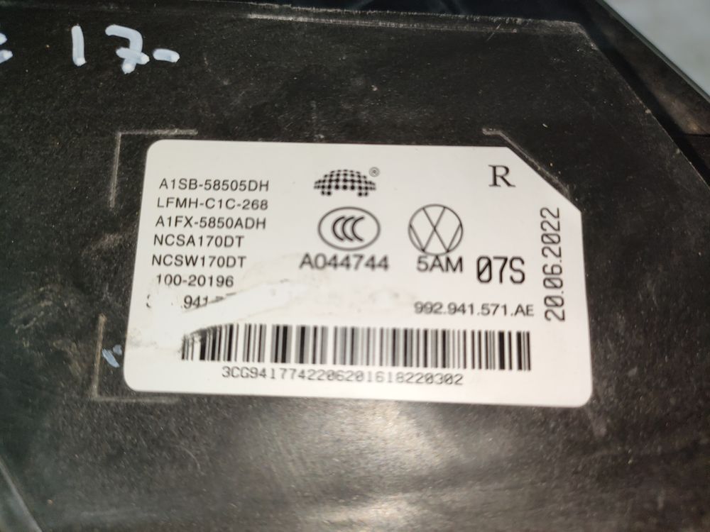 Б/у Фара VW Teramont 17- LED RH 38637 — изображение 9