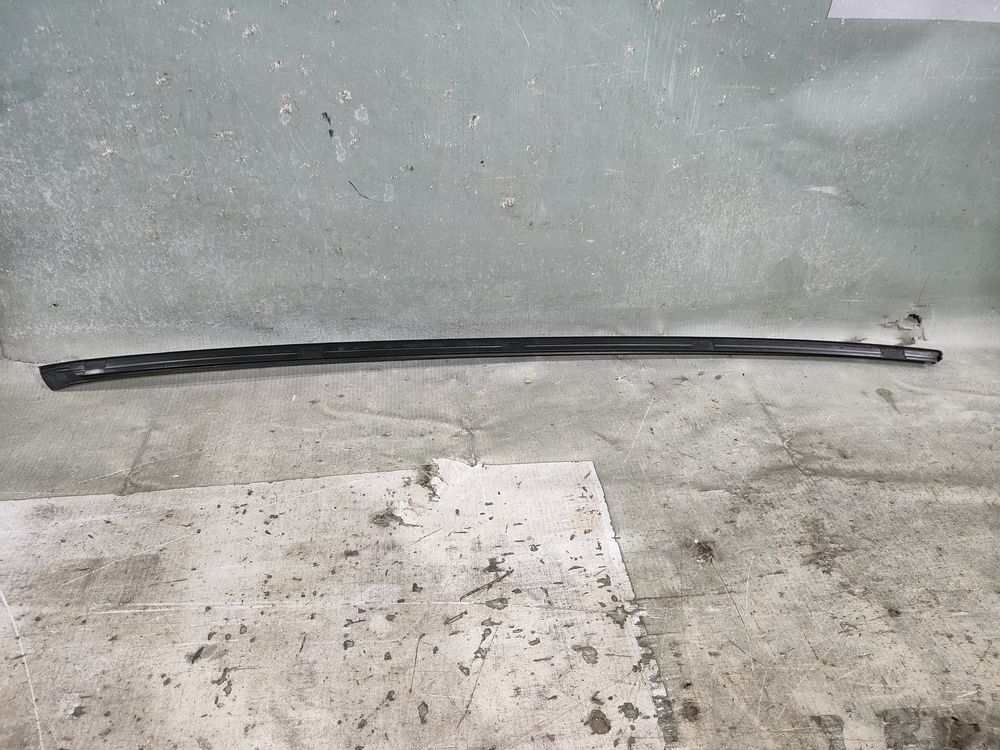Молдинг лобового стекла VW Passat B6 05- LH НОВЫЙ 37792 — изображение 4