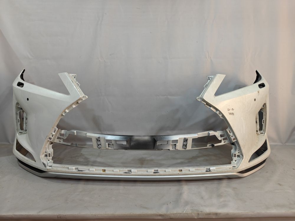 Б/У Бампер передний Lexus RX 19- 39592