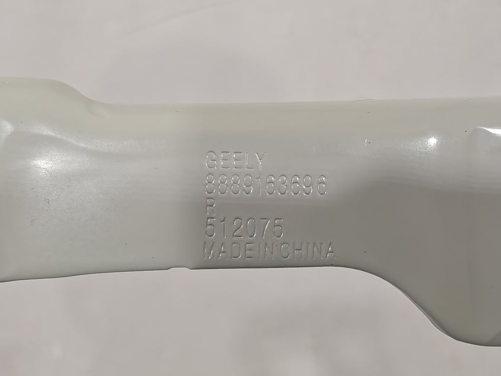 Петля капота Geely Monjaro 21- НОВАЯ RH 40901 — изображение 3