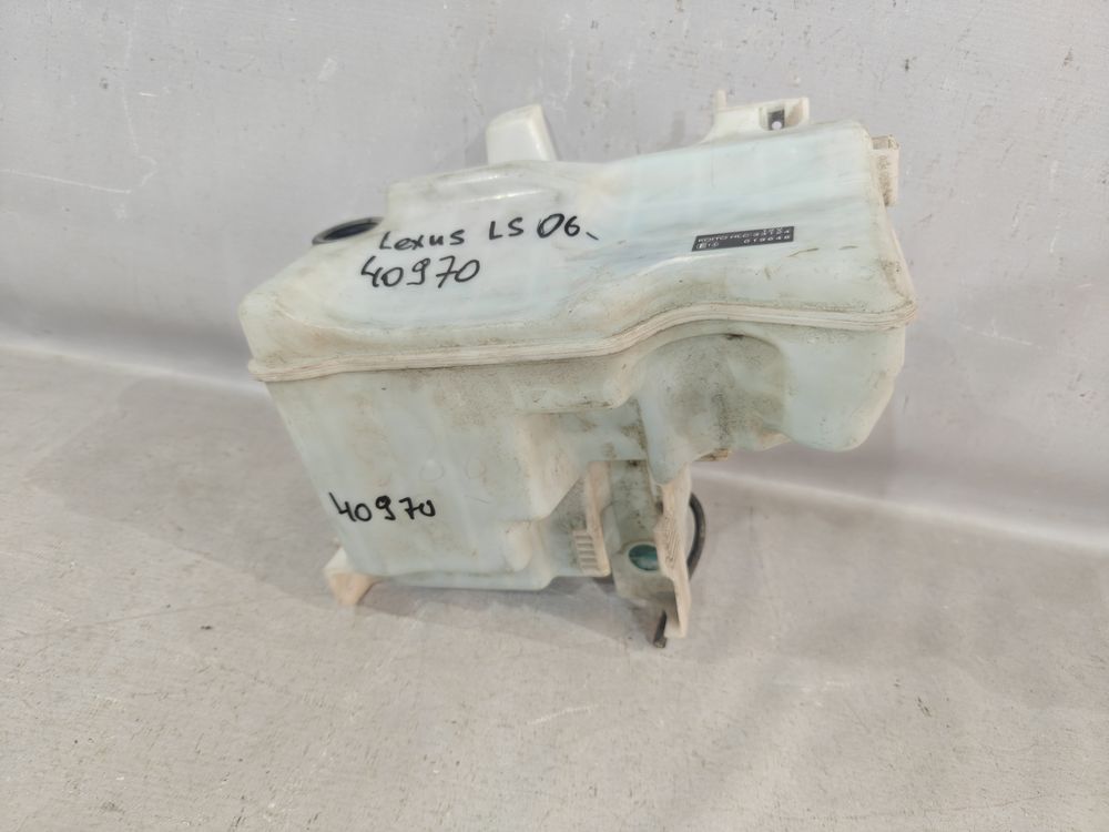 Б/У Бачок омывателя Lexus LS 06- 40970