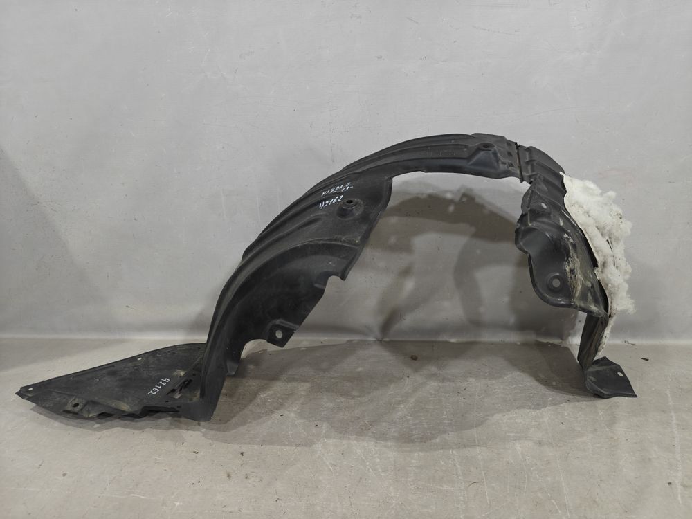 Б/У Подкрылок передний Mazda 3 BM 13- RH 42162
