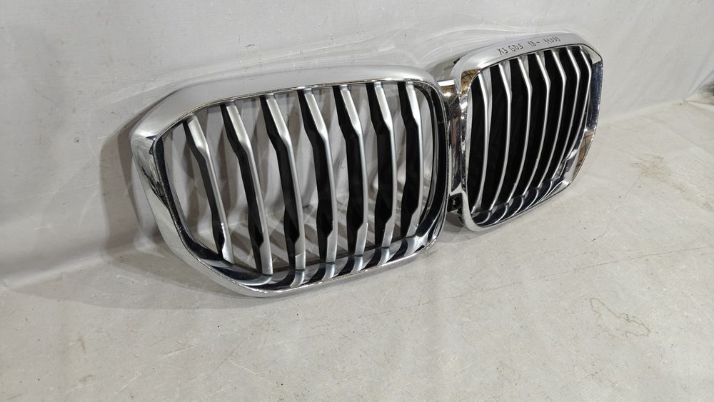Б/У Решётка радиатора BMW X5 G05 18- 41439 — изображение 3