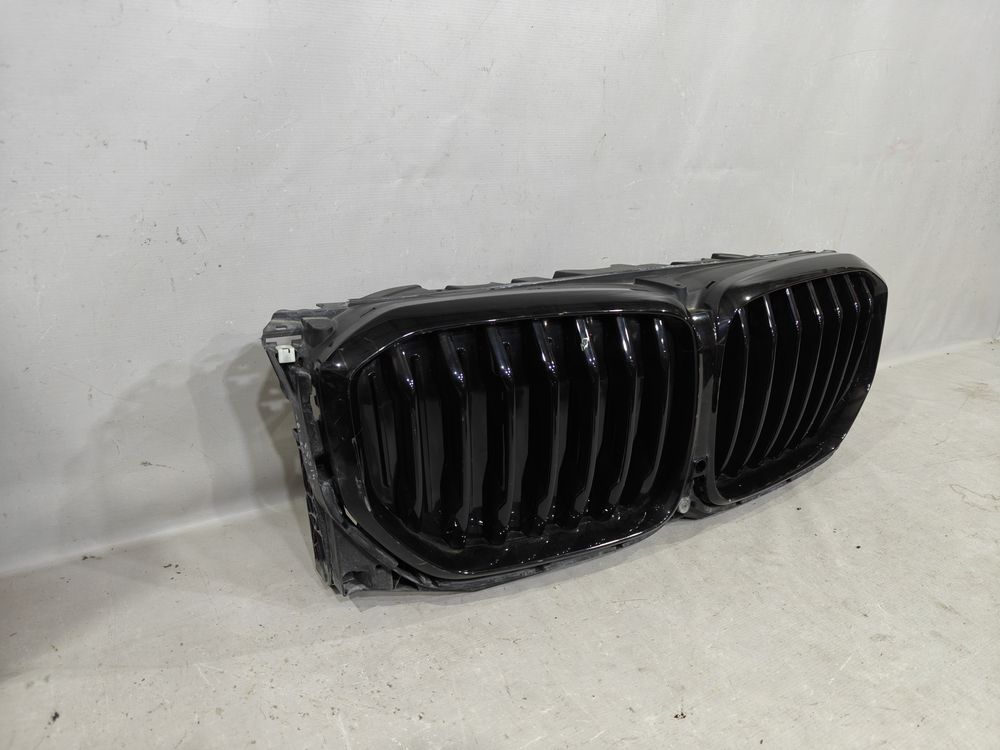 Б/У Решётка радиатора BMW X5 G05 18- 41533 — изображение 3