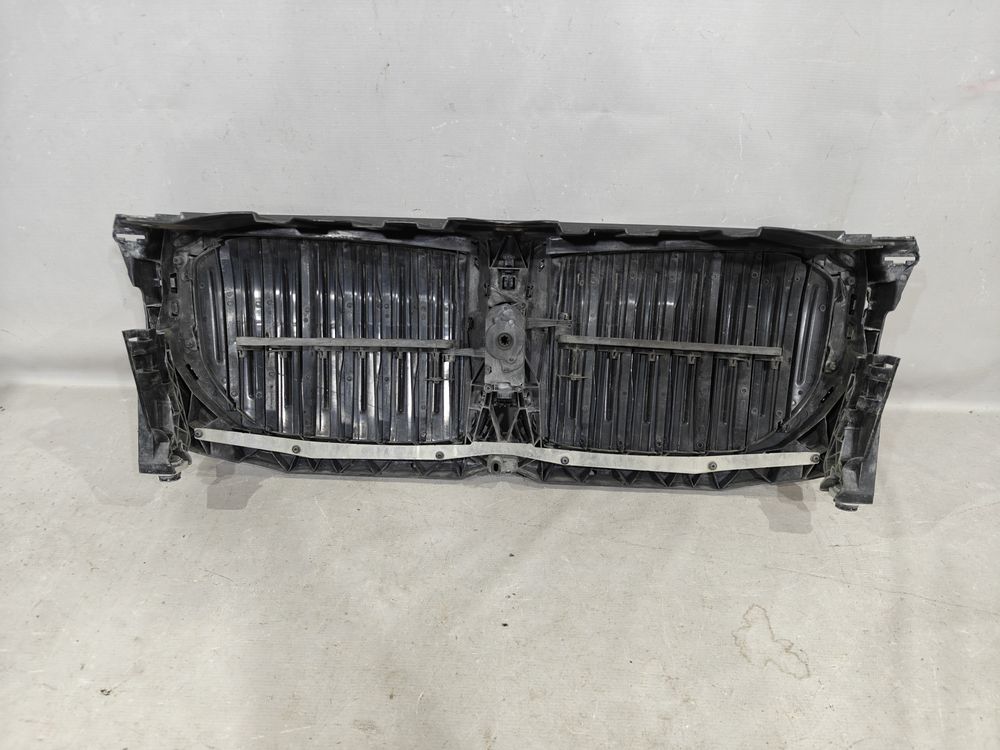 Б/У Решётка радиатора BMW X5 G05 18- 41533 — изображение 5