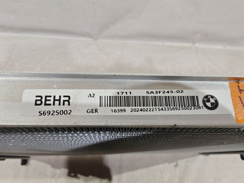 Радиатор дополнительный BMW X5 G05 18- НОВЫЙ 42177 — изображение 5