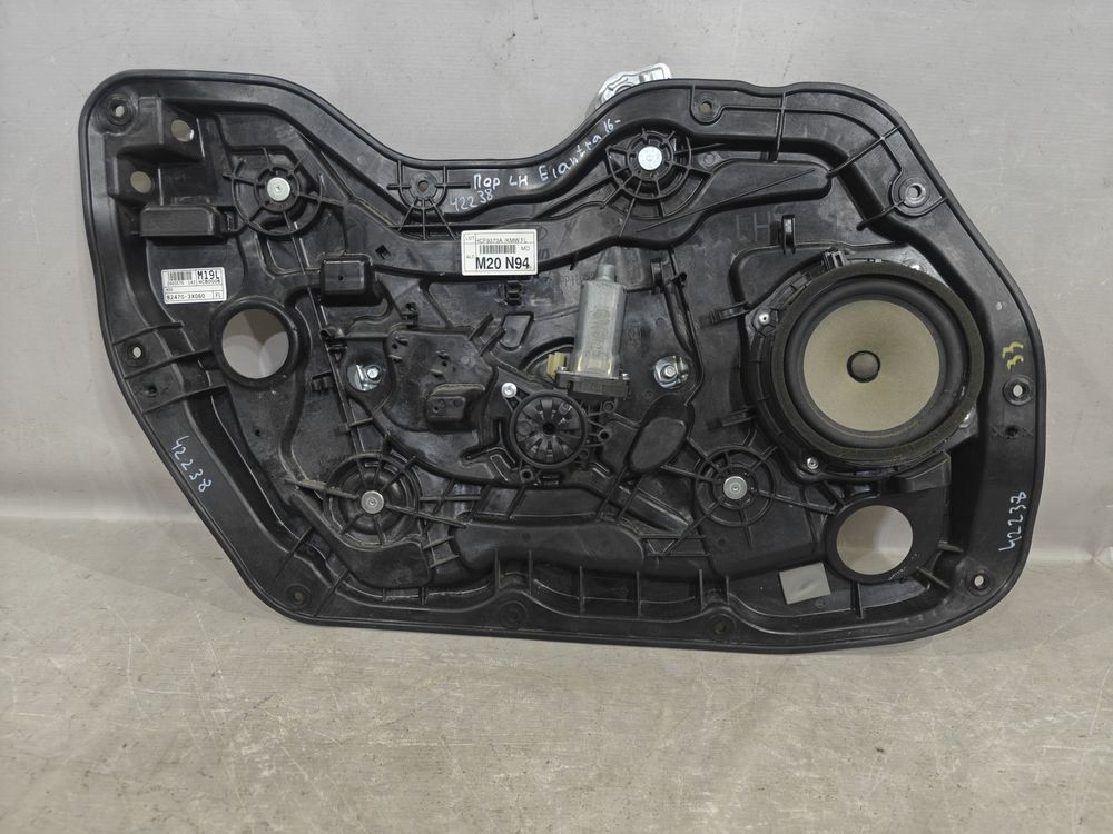 Б/У Стеклоподъёмник передней двери в сборе Hyundai Elantra 16- LH 42238
