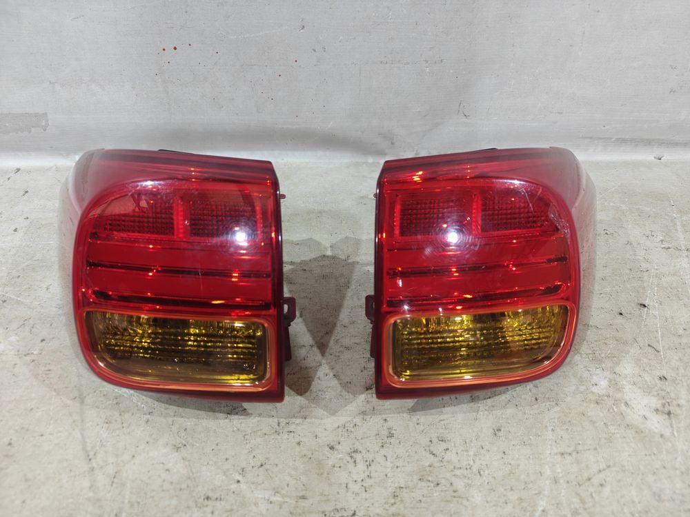 Б/У Фонарь задний Kia Carnival 14- КОРЕЯ 26 RH 44230