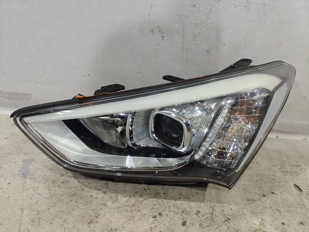 Б/У Фара Hyundai Santa Fe 12- ГАЛОГЕН 8 контактов LH КОРЕЯ 26 44322