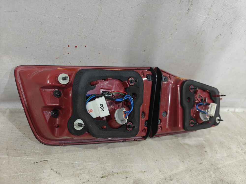Б/У Фонарь задний внутренний Kia Carnival 18- КОРЕЯ 26 LH 44228 — изображение 6
